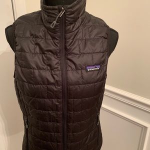 New Women’s SMALL Patagonia black down best